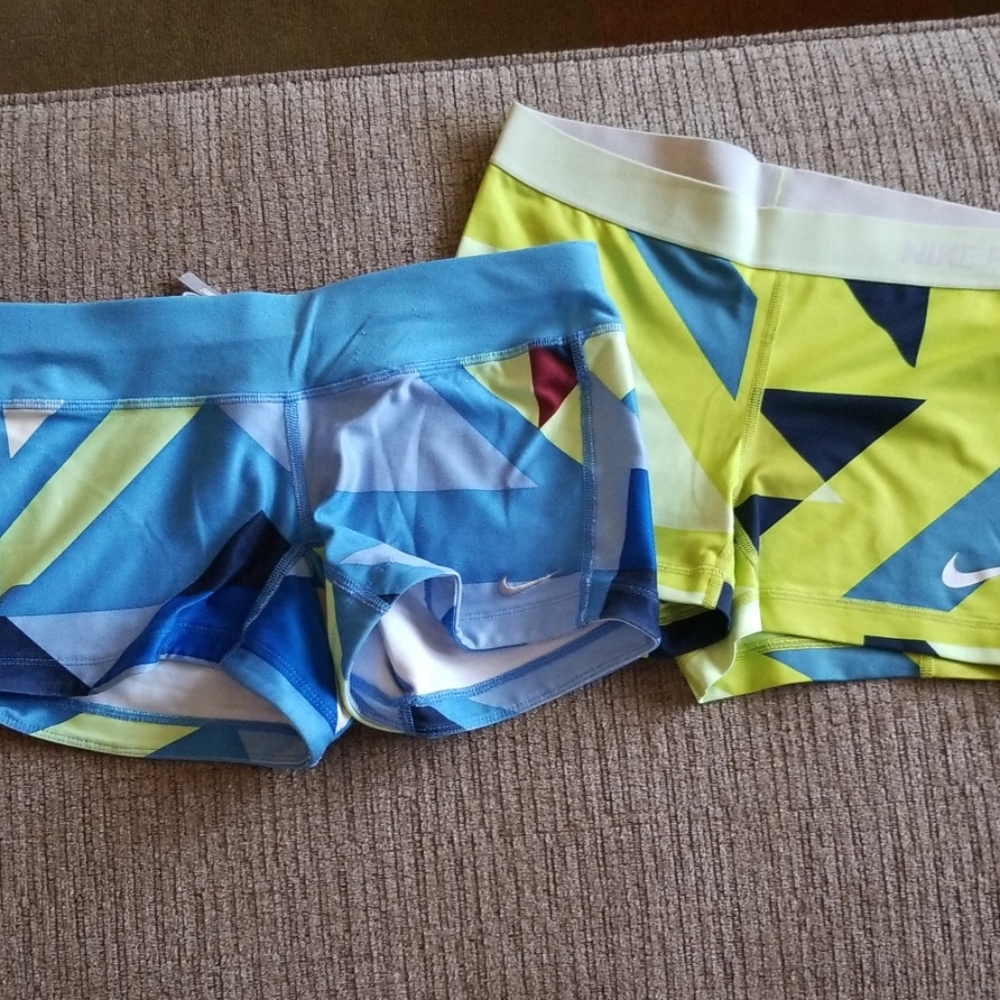 2 Bundle Nike Pro Shorts